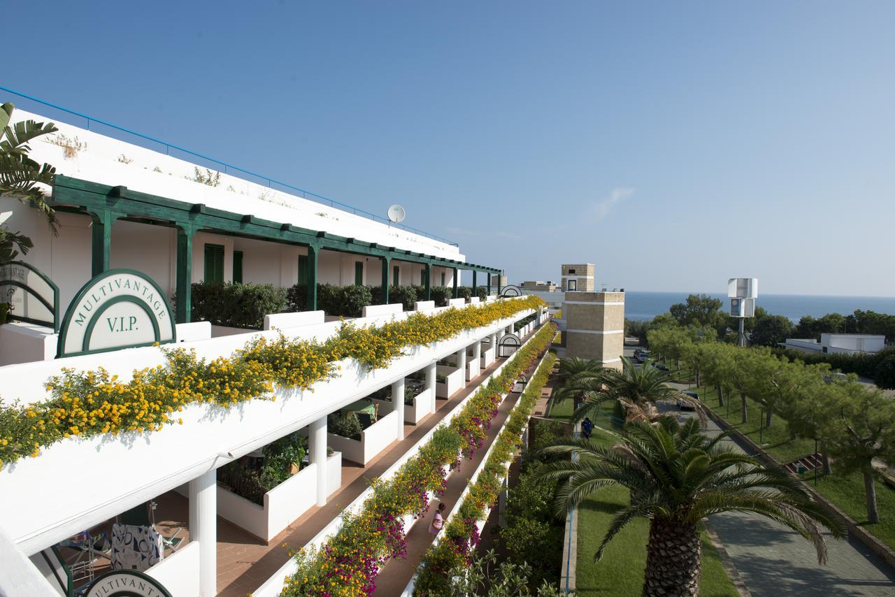 Corvino Resort Монополи Екстериор снимка
